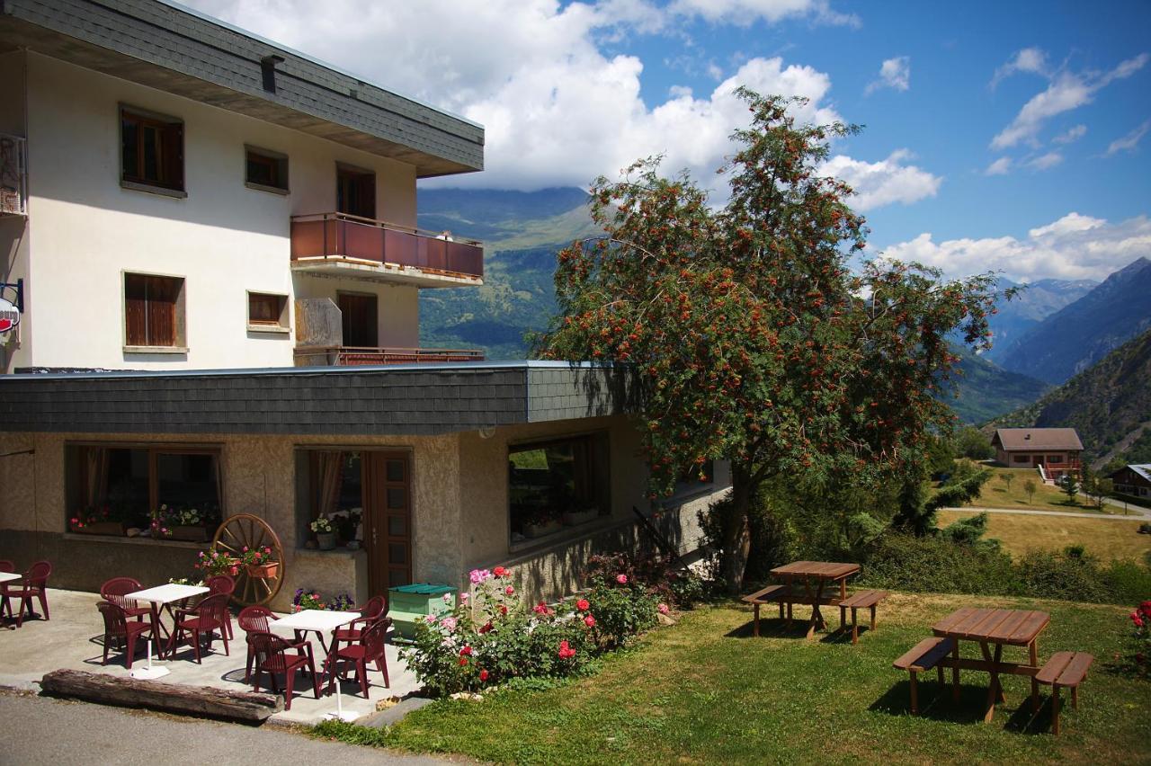 Les Sorbiers Hotel Montricher-le-Bochet Exterior photo